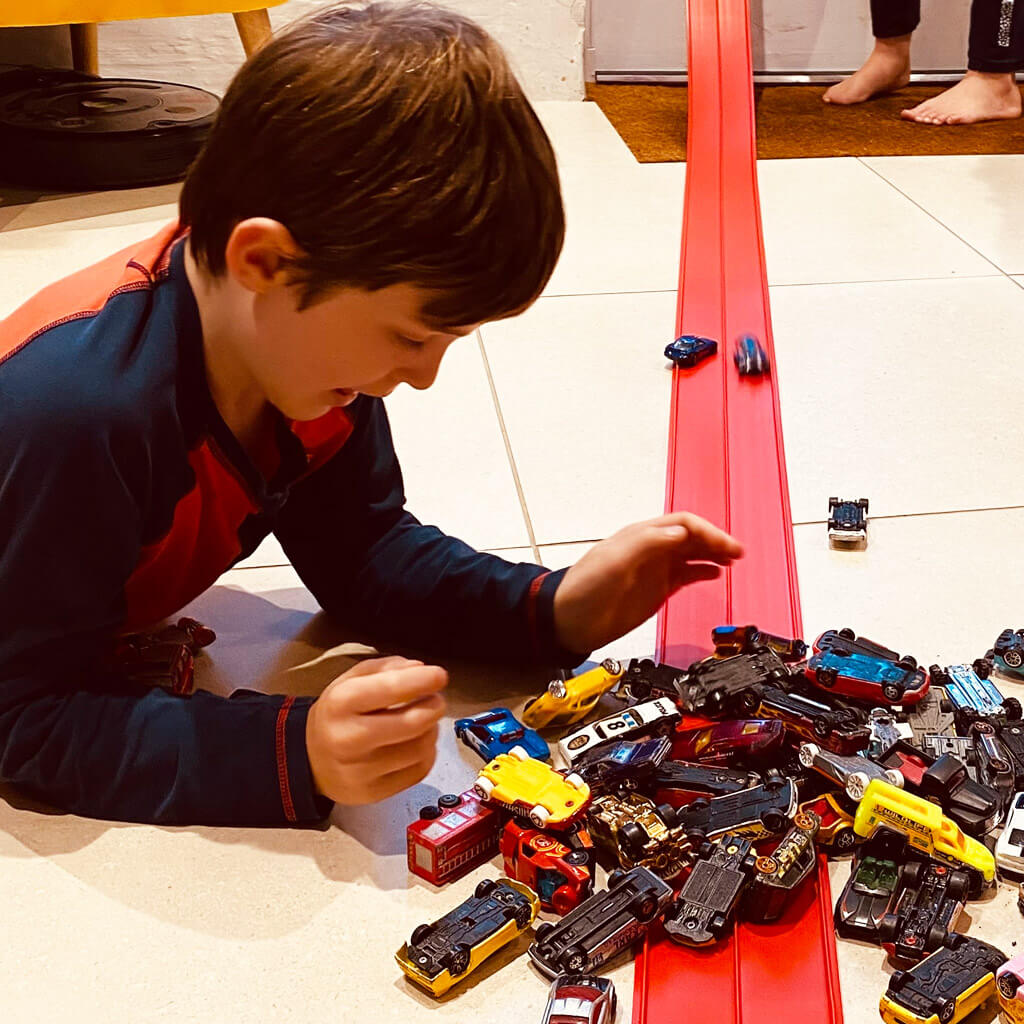 4m Starter Set - Stick it and Zoom Gift Bundle