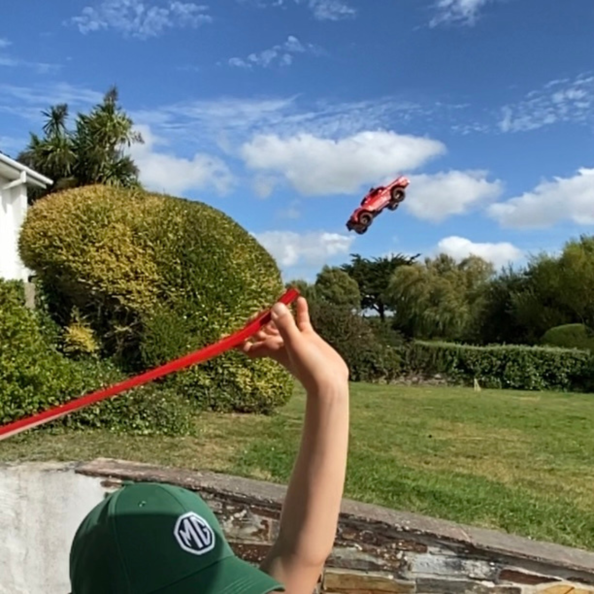 6m Go Big - Ultimate Track Challenge Gift Bundle